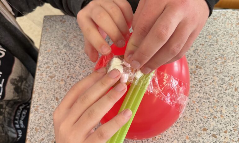 Ovonauti na Měsíci